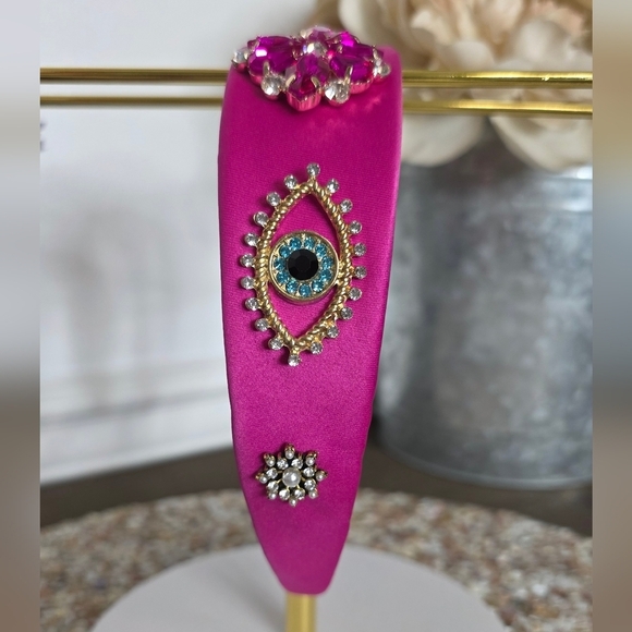 Elegant Pink Embellished Hairband - Picture 3 of 4